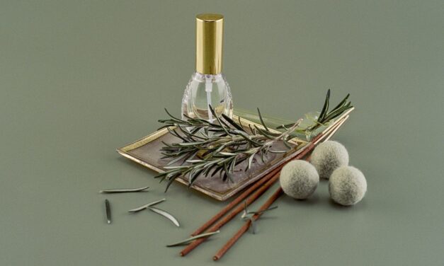 Beneficiile aromaterapiei cu bețișoare parfumate: Relaxare și echilibru emoțional