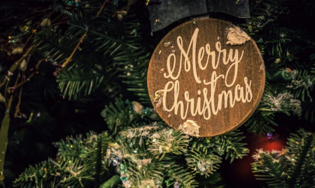 Urări de Crăciun fericit pentru prieteni