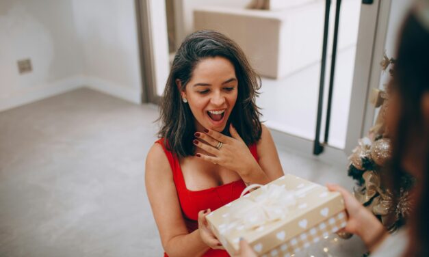 Urări de Crăciun fericit pentru iubită