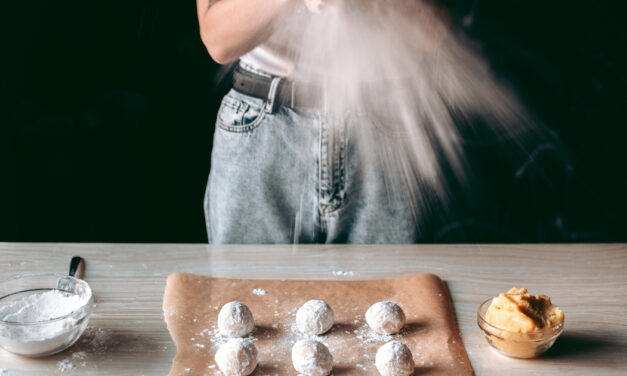 Hârtie pentru fast food și patiserii. Ce trebuie să știi înainte de achiziție