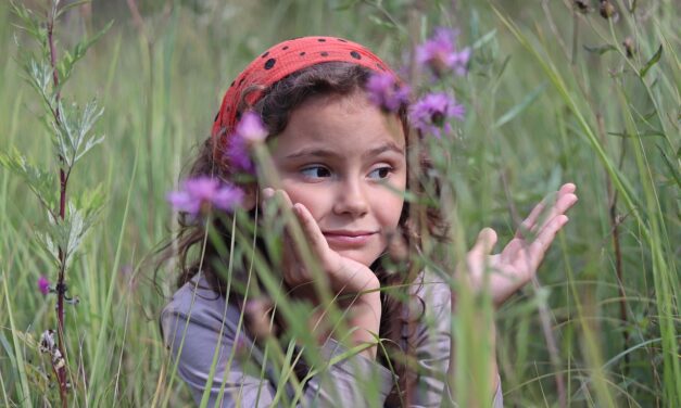 De ce tot mai mulți români lasă orașul pentru viața la sat?